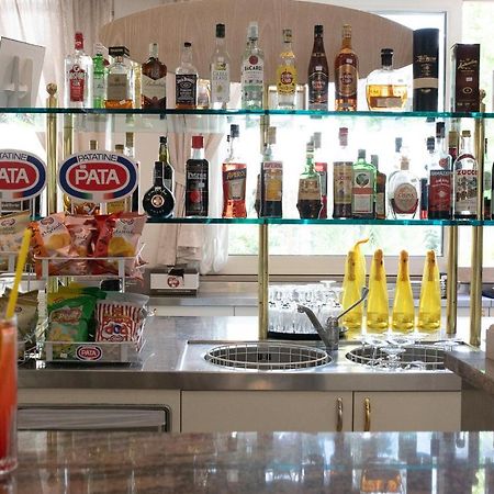 Hotel Roma Residenza Cervia Ngoại thất bức ảnh
