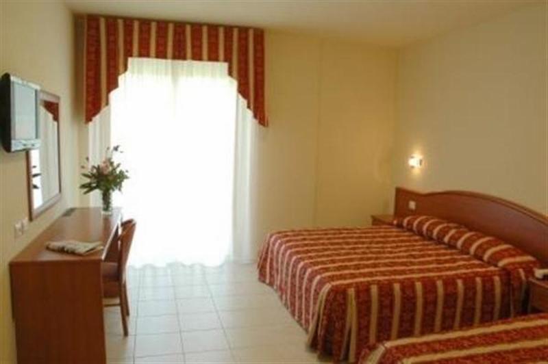 Hotel Roma Residenza Cervia Ngoại thất bức ảnh